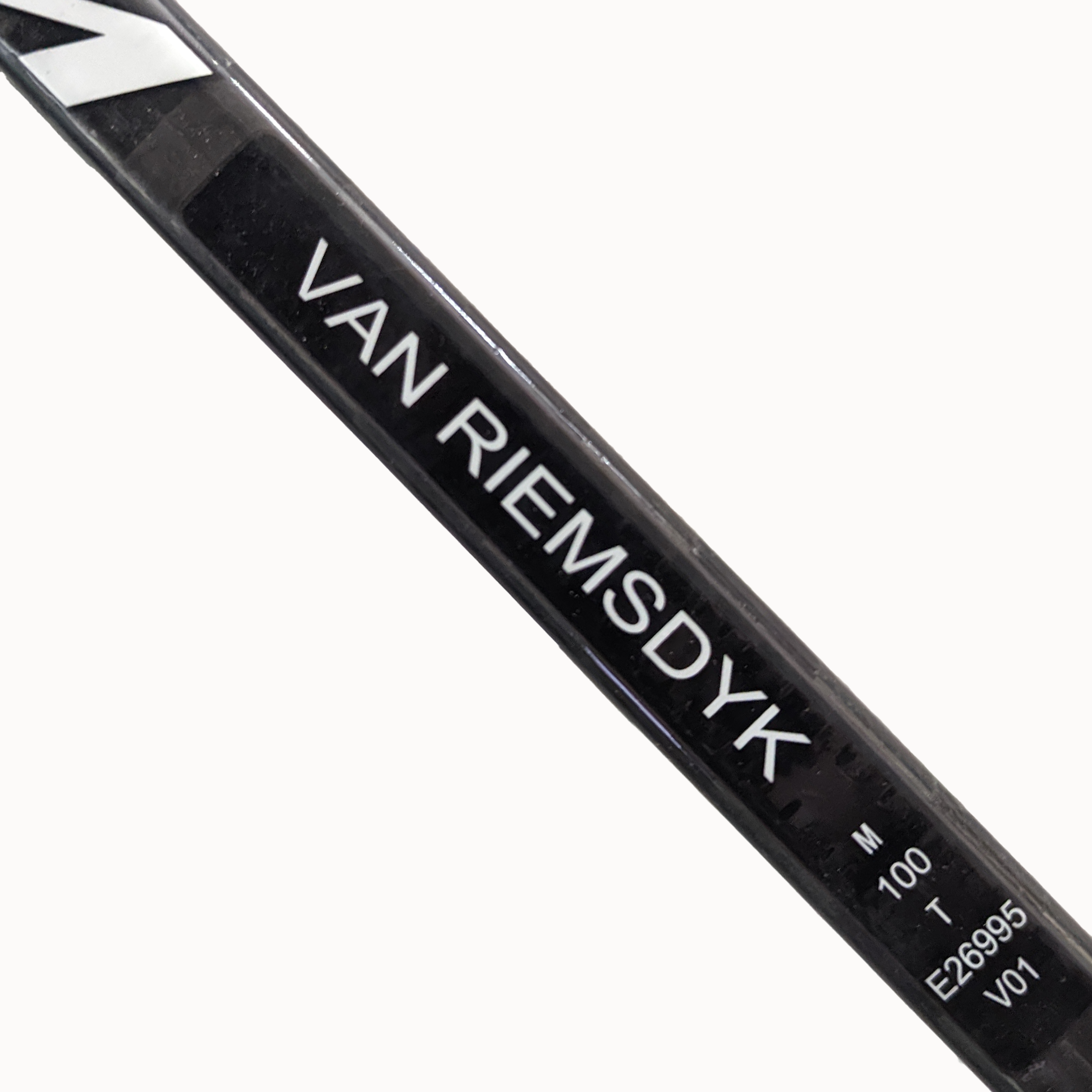 James van Riemsdyk Pro Stock - CCM Ribcor Trigger 4 Pro (LNH)